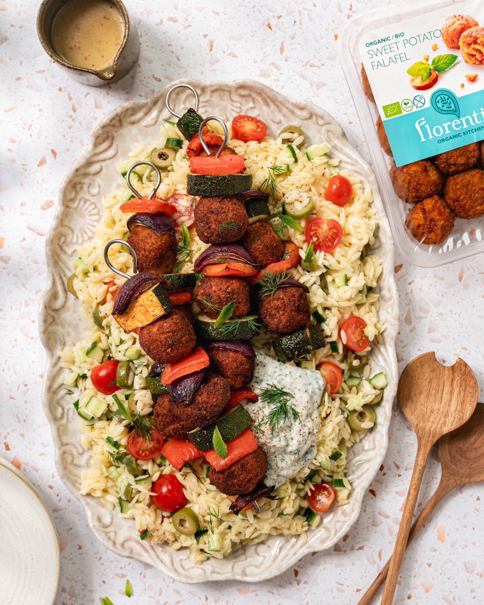 Orzo Salade met Florentin Sweet Potato Falafelspiesjes