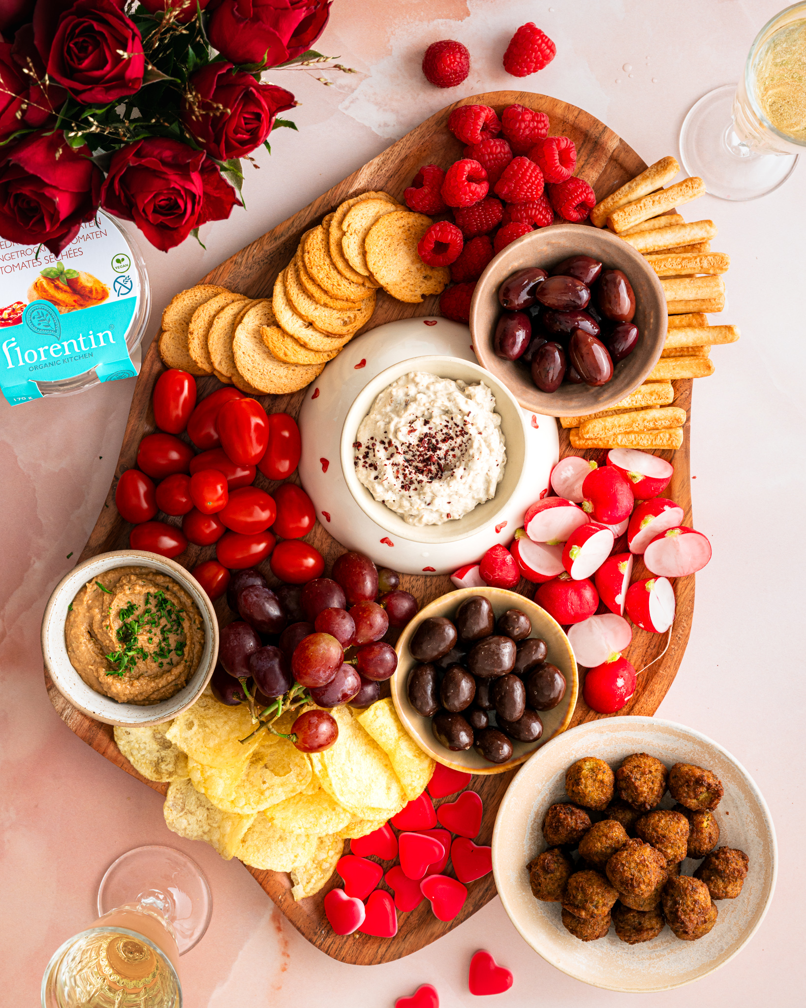 Pink Platter for Two met Florentin